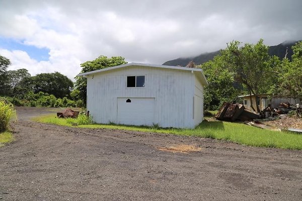 Kaneohe 47-304 Ahaolelo Rd-no contact info Kaneohe 47-304 Ahaolelo Rd-no contact info