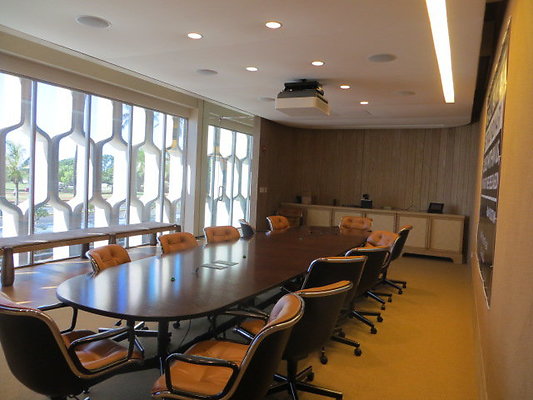 Kakaako Howard Hughes conference rooms- Sara 302.377.4526 Kakaako Howard Hughes conference rooms- Sara 302.377.4526