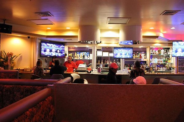 Ala Moana 1362 Kapiolani Ave Club Talent 808.284.5127