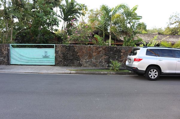 Kuliouou 6021 Summer St Sam Lee 415.203.9779