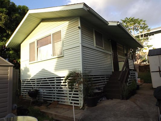 Kapahulu 3238-A Catherine St Felita 808.321.8936 Kapahulu 3238-A Catherine St Felita 808.321.8936