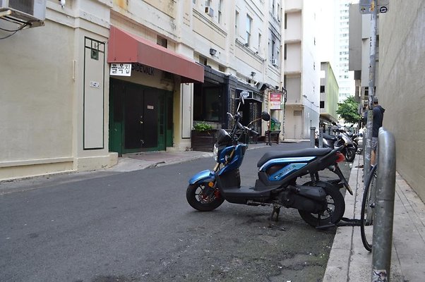 th DSC 0765 th DSC 0765