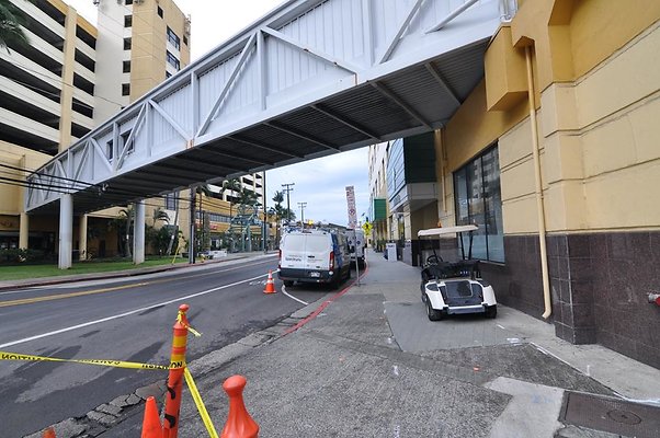 th DSC 0415 th DSC 0415