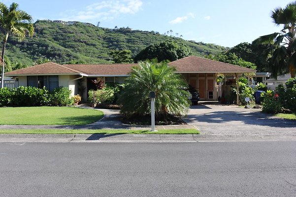 Aina Haina 5315 Oio Dr Jean Worthington 808.285.0960 Aina Haina 5315 Oio Dr Jean Worthington 808.285.0960