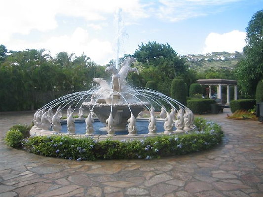 Aina Haina MK Lona Kalanianaole Aina Haina MK Lona Kalanianaole