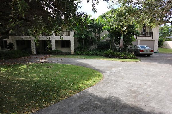 Aina Haina 5520 Opihi St Linda Kan 808.383.3008 Aina Haina 5520 Opihi St Linda Kan 808.383.3008