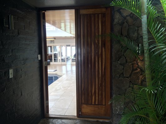 HI50 S5 5797KalanianaoleHwyKI2 2014-10-31 14.09.55