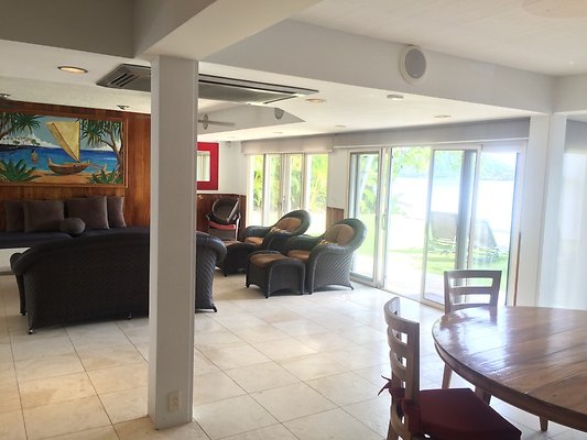 HI50 S5 5797KalanianaoleHwyKI2 2014-10-31 14.14.37