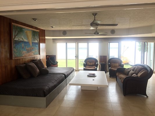 HI50 S5 5797KalanianaoleHwyKI2 2014-10-31 14.12.50