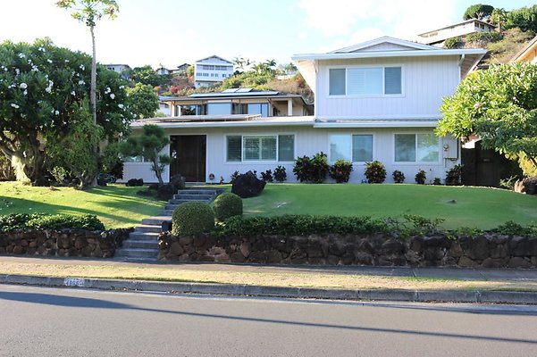 Aina Haina 4966 Poola St Kalani Duarte 808.864.5899 Aina Haina 4966 Poola St Kalani Duarte 808.864.5899