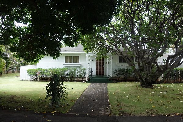 Aina Haina 4935 Kalanianaole Hwy Sue Sue 808.341.1731 Aina Haina 4935 Kalanianaole Hwy Sue Sue 808.341.1731