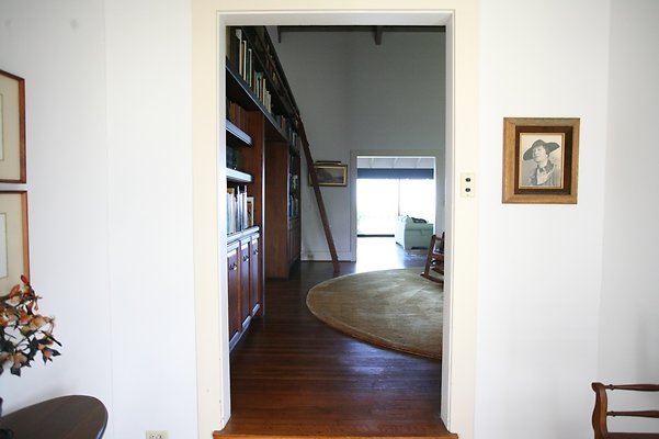 th AINAHAINA CASSIDAY 6756 th AINAHAINA CASSIDAY 6756