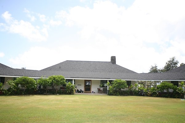 th LAIE CHAPMAN 6637