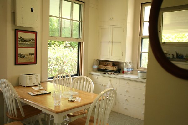 th LAIE WHITEPROPERTY6569 th LAIE WHITEPROPERTY6569