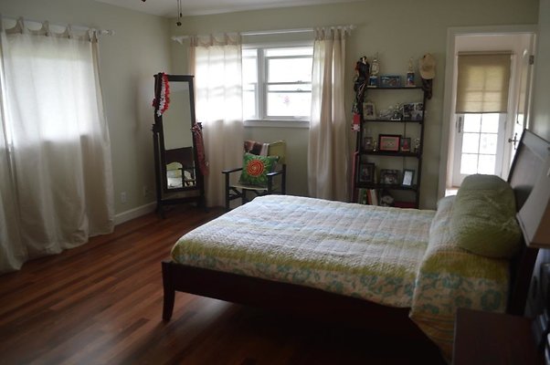 th DSC 0415 th DSC 0415