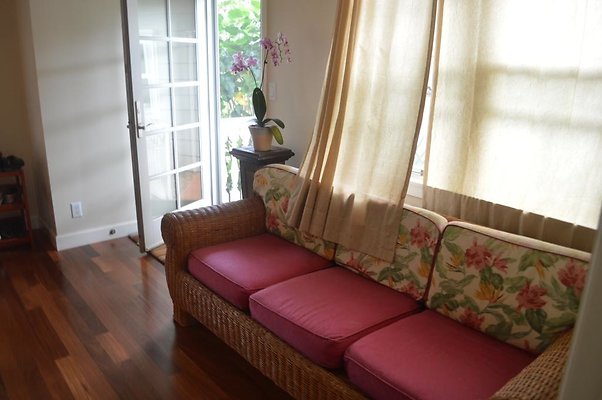 th DSC 0405 th DSC 0405