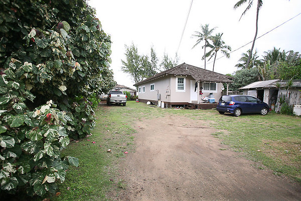 68-569CroziersDrive Pfeffers-109