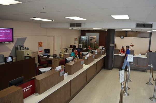 Hawaii National Bank - HNL Branch Hawaii National Bank - HNL Branch