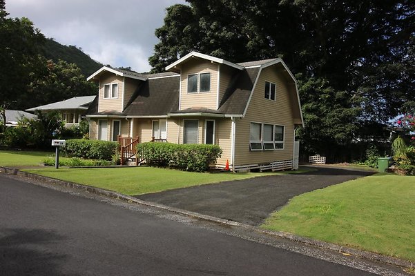 Nuuanu 19 Gartley Pl Keith Horio 808.561.7777 Nuuanu 19 Gartley Pl Keith Horio 808.561.7777