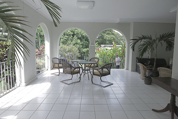 Nuuanu 35Wood Blaine-12