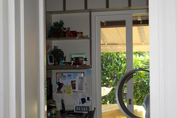 Nuuanu 51 Dowsett Nuuanu 51 Dowsett