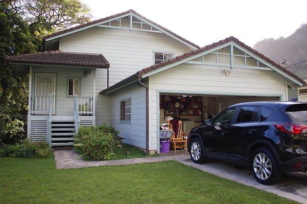 Nuuanu 47 Gartley Place Claudette Nishigaya 808.265.1212 Nuuanu 47 Gartley Place Claudette Nishigaya 808.265.1212