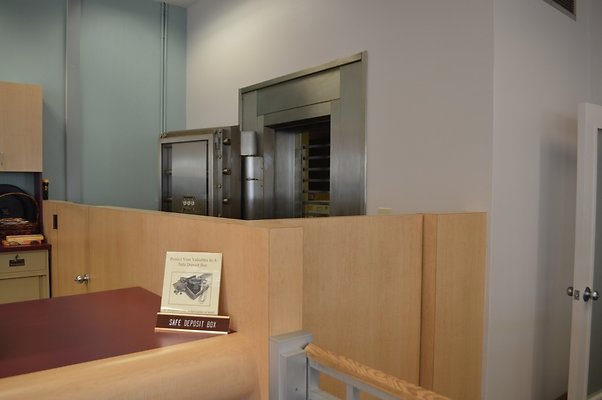 th DSC 0105 th DSC 0105