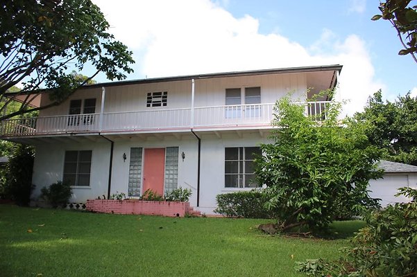 Nuuanu 3780 old pali rd Mary.Dung 630.649.4543