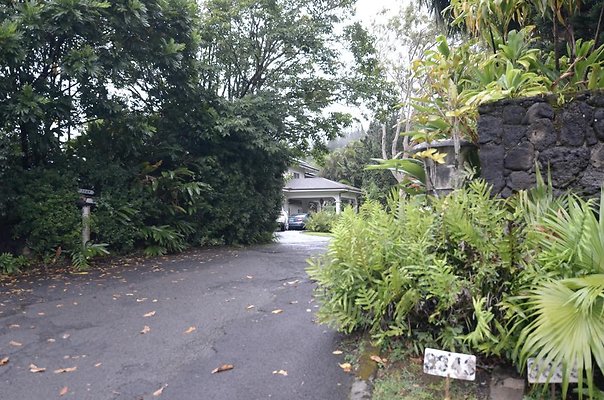 Nuuanu 3849 Old Pali Road Joanne Chun 808.780.4564