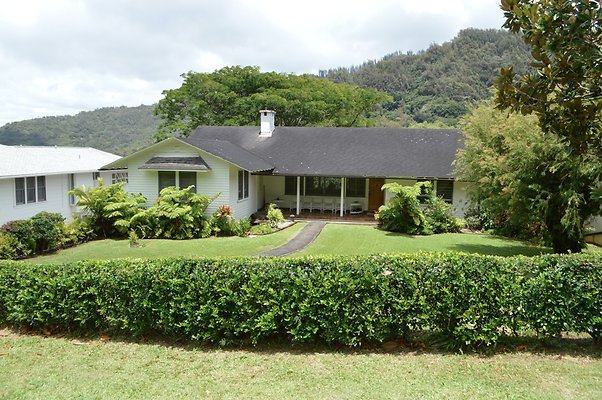 Nuuanu 3448 Niolopua - Doyle Cox- 808.220.4070 cell Nuuanu 3448 Niolopua - Doyle Cox- 808.220.4070 cell