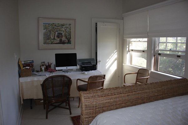 th IMG 8048 th IMG 8048