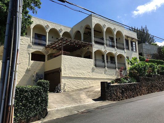 Pacific Heights 3370 Pacific Heights Rd Moria 808.721.6718