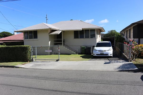 Palolo 3289 Hoanoho Place Linda Shibasaki 808.551.0159 Palolo 3289 Hoanoho Place Linda Shibasaki 808.551.0159