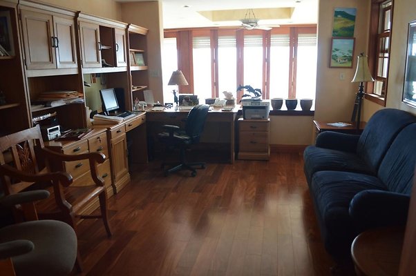 th DSC 0112 th DSC 0112