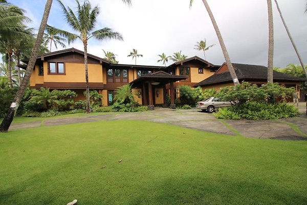 Portlock 237 Portlock Rd Marilyn Kiner 808.227.8741 Portlock 237 Portlock Rd Marilyn Kiner 808.227.8741