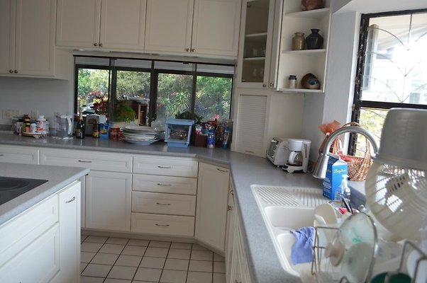 th DSC 0201 th DSC 0201