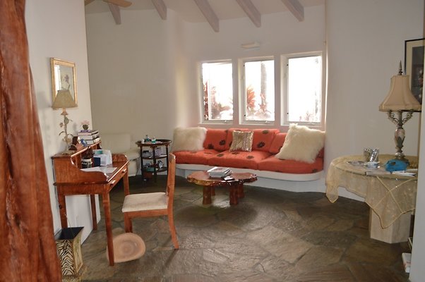 th DSC 0137 th DSC 0137