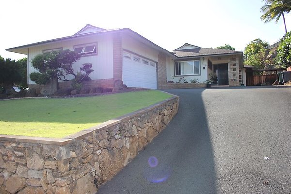 Kahala 760 Onaha St Ron.Matayoshi(Marys Son) 808.222.0986