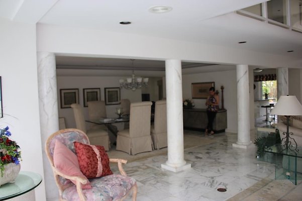 th IMG 8197 th IMG 8197