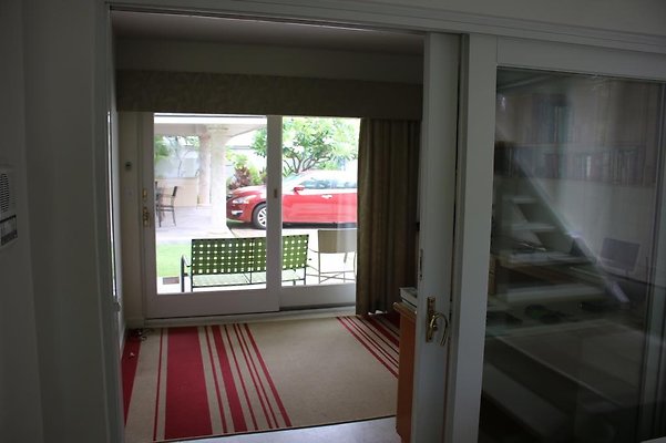 th IMG 8208 th IMG 8208