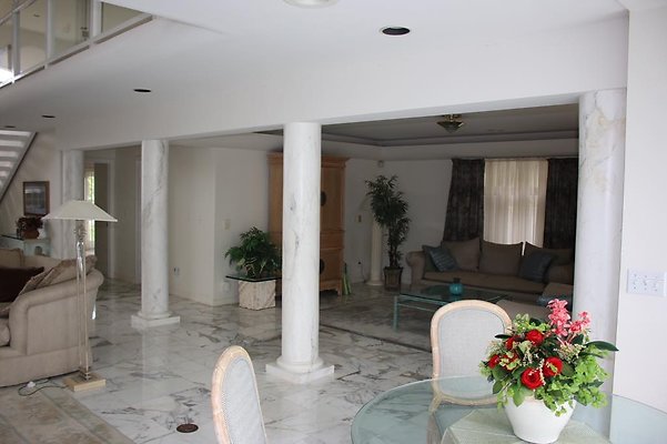 th IMG 8199 th IMG 8199