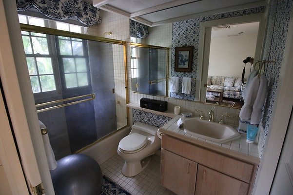 th IMG 8832 th IMG 8832