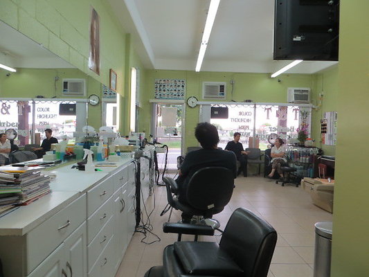 T and T barber- 526 N School St 398.1906 Tom T and T barber- 526 N School St 398.1906 Tom