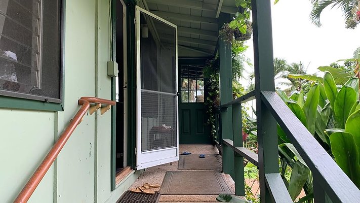 Waimanalo 41-1020 Kakaina St Sari Kaui (808) 797-9084 Waimanalo 41-1020 Kakaina St Sari Kaui (808) 797-9084