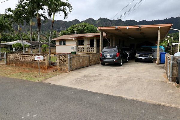 Waimanalo 41-126 Ho'opulapula St Ana Kaonohi 808.259.7841 Waimanalo 41-126 Ho'opulapula St Ana Kaonohi 808.259.7841