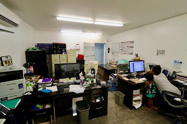 th IMG 8972 th IMG 8972