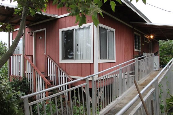 Waimanalo 41-170 A Waikupanaha St. Ben Char Jr. 259.9099 Waimanalo 41-170 A Waikupanaha St. Ben Char Jr. 259.9099