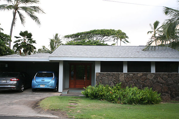 Waimanalo 41014Ehukai Doris&Greg-01 hero Waimanalo 41014Ehukai Doris&Greg-01 hero