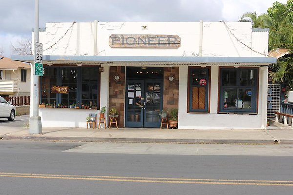 Kapahulu Pioneer Saloon 3046 Monsarrat Ave Nori.Sakamoto 808.258.3472 Kapahulu Pioneer Saloon 3046 Monsarrat Ave Nori.Sakamoto 808.258.3472