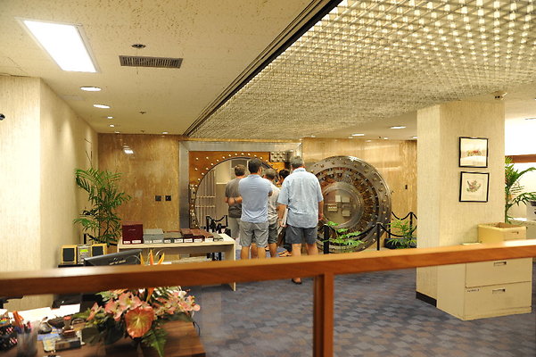 Bank of Hawaii Main Branch on King Street Bank of Hawaii Main Branch on King Street